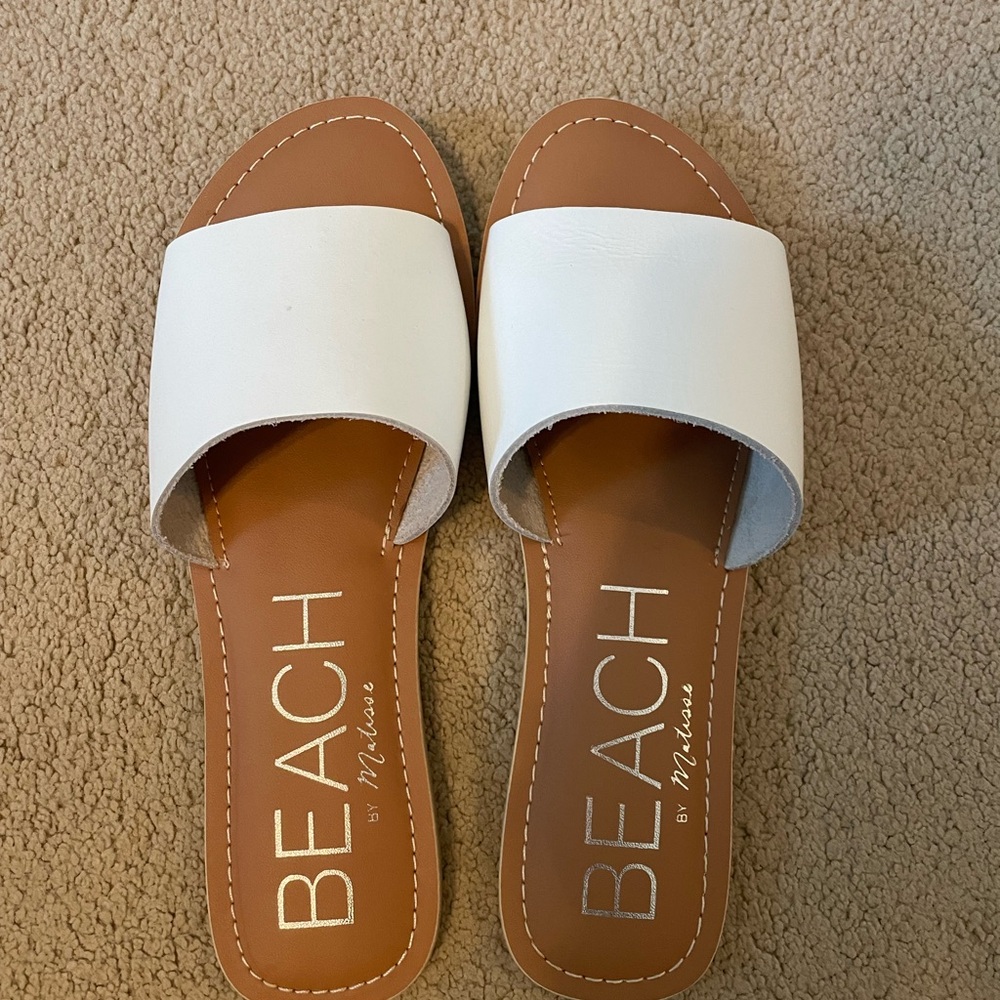 Matisse White Slide Sandals for Casual Summer Days